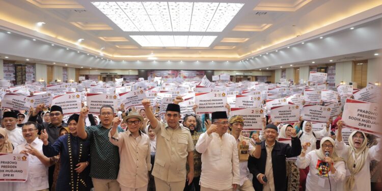 Muzani Minta Emak-emak Santun Ajak Keluarga dan Sekitar Pilih Prabowo