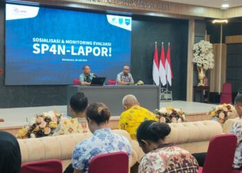 Tingkatkan Pelayanan, Diskominfo Perstatik Papua Barat Sosialisasi dan Monev “SP4N Lapor” di Pemkab Manokwari